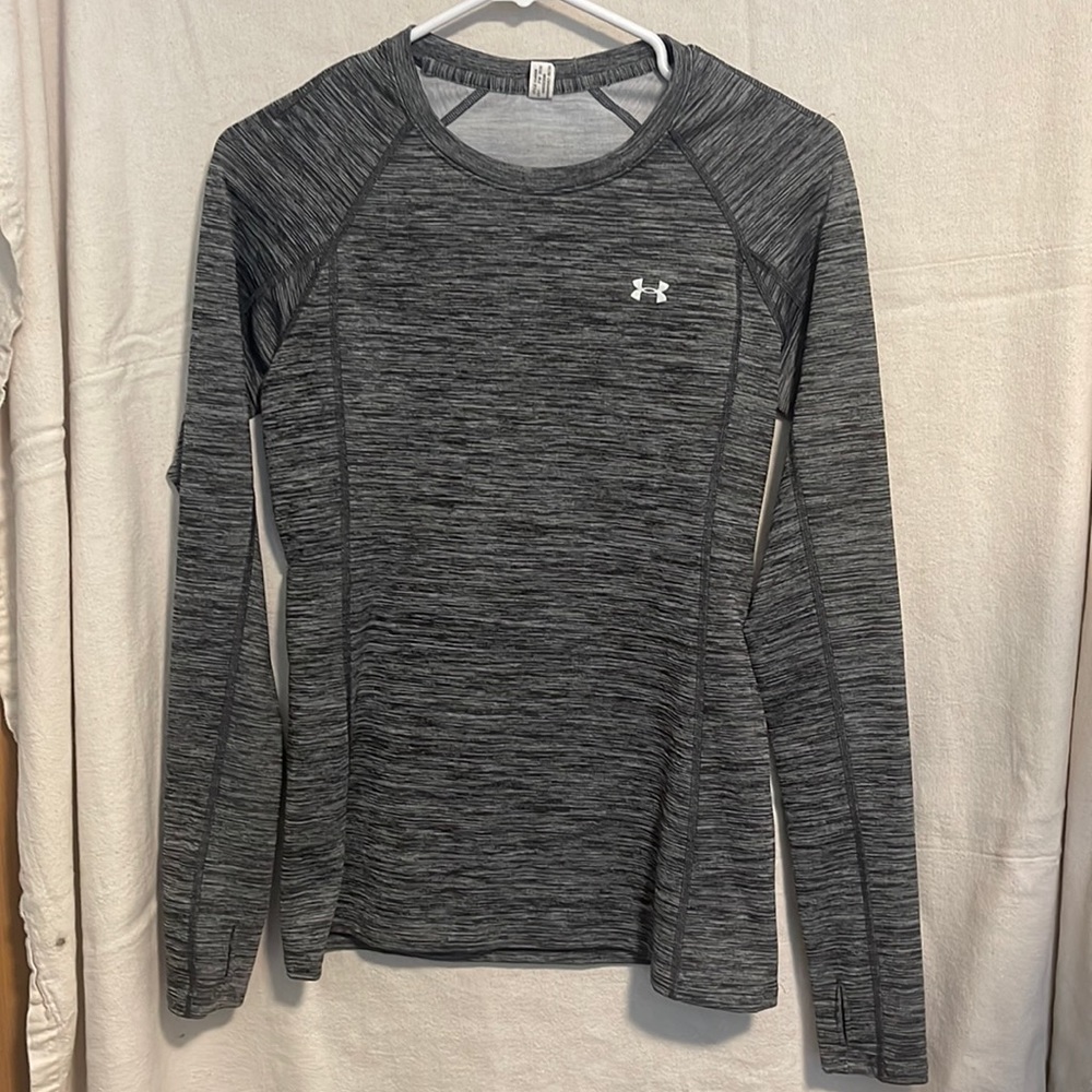 Small long sleeve with finger holes medium weight long sleeve